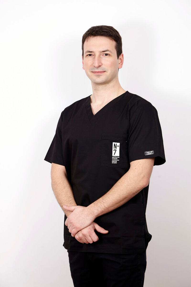 Dr. Ivan Stanchev - dentist